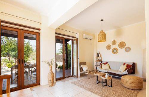 Karoti House | 99 m² House ∙ 3 bedrooms ∙ 6 guests