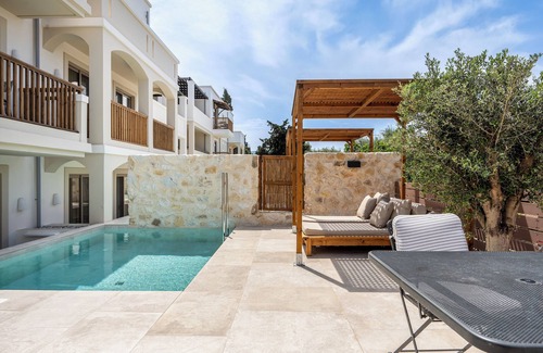 Lambi Apartment | Aegean Houses
