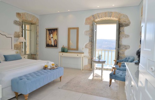 Karavostasi Hotel | Akrolithi Boutique Hotel