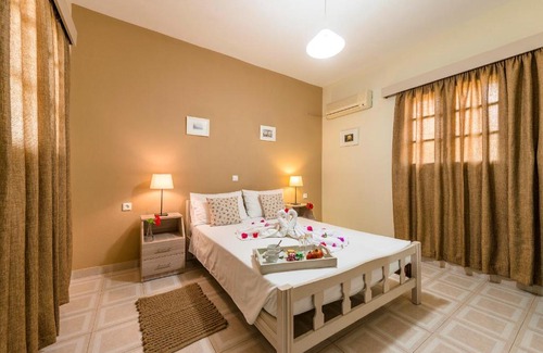 Stegna House | Alpha Stegna Sun