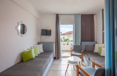 Neos Marmaras Apartment | Alterra Vita Apartments: Apartment with Terrace (Sleeps 4)