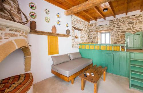 Asklipiio Apartment | Amarantos-Traditional Village House-Apollona