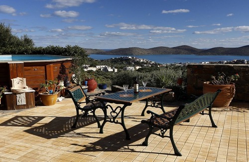 Agios Nikolaos Villa | Amazing 2 bedroomed villa set in 3000 sq meter of luscious and secure grounds.