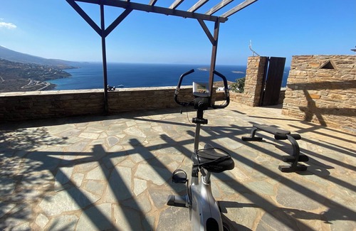 Gavrio Villa | andros prive suites villa tresor