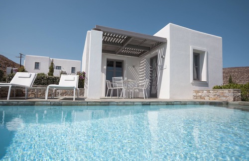 Karavostasis Apartment | ANEMI Folegandros
