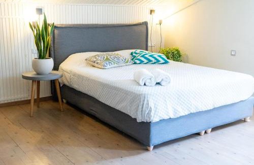 Fiskardo Apartment | Anna Maria's, cozy studio in the heart of Fiscardo