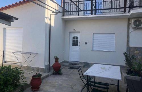 Komotini Apartment | Apartment ∙ 2 bedrooms ∙ 5 guests