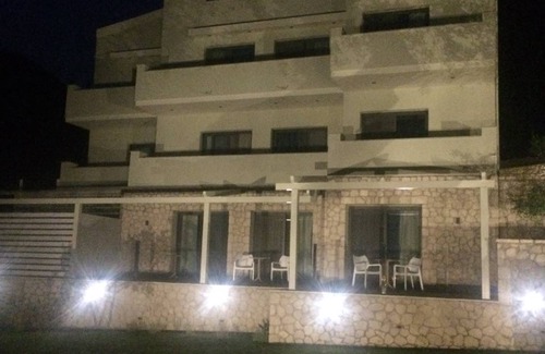 Agios Gordios Apartment | Apartment ∙ 8 guests