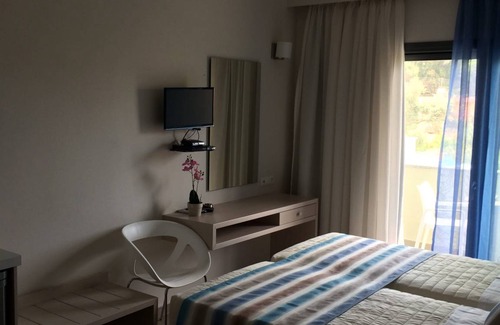 Agios Gordios Apartment | Apartment ∙ 8 guests