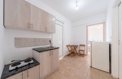 Kavos Apartment | Apartment 'Gavriil G2' with Sea View, Wi-Fi, and Air Conditioning