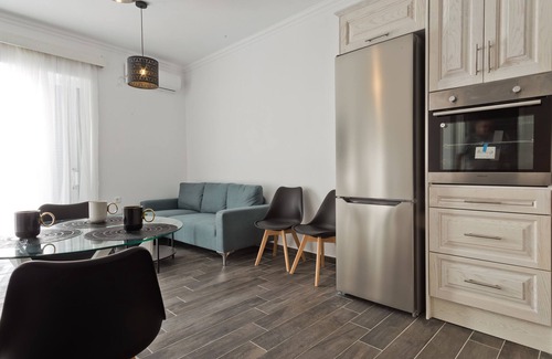 Karpathos Apartment | Apartment 'Helios 1' with Sea View, Wi-Fi and Air Conditioning