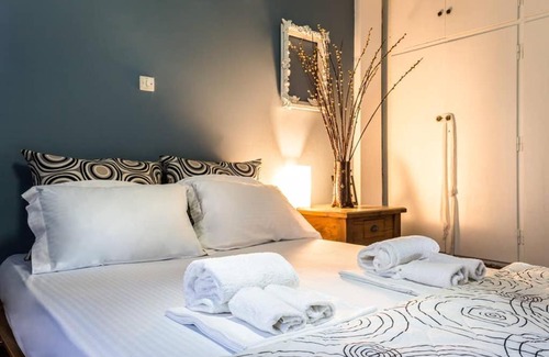 Kerameikos Apartment | Apartment with Acropolis view