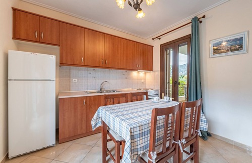 Sivota Apartment | Apartment 'With Balcony' with Balcony, Wi-Fi and Air Conditioning
