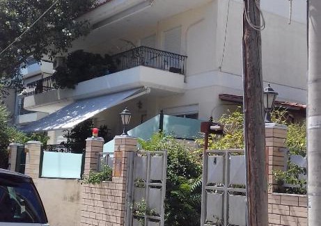Alimos Apartment | apartment with garden and barbecue 1 km of the beach