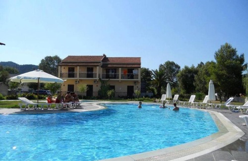 Sidari Apartment | Apartment with swimming pool 10 minutes from the beaches of Sidari
