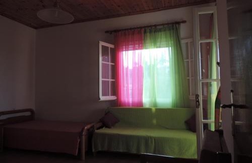 Agios Stefanos Avliotes Apartment | APARTMENTS PELI-MARIA
