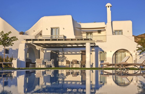 Maragas Villa | Aqua Breeze Estate | Villas in Naxos on the beach