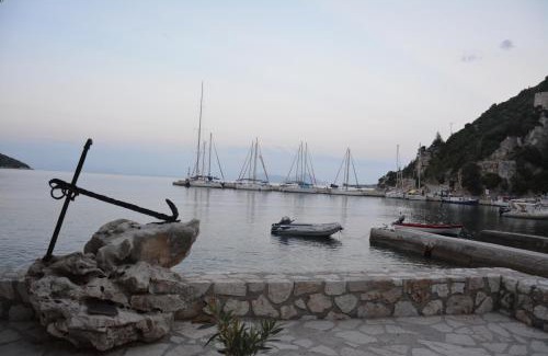 Frikes Apartment | Aristotelis Apartments