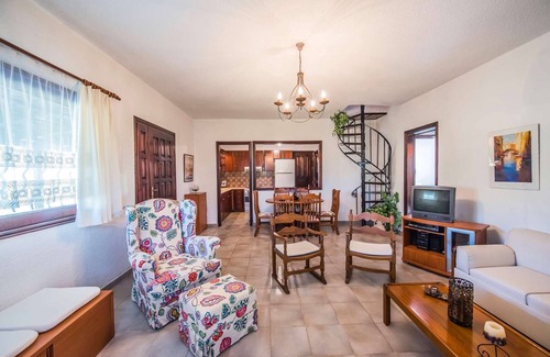 Sane Villa | Athena: Scenic Villa near the Sea
