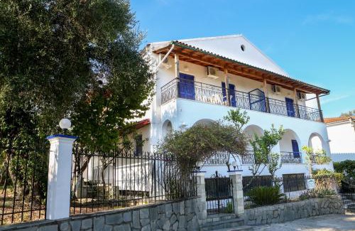 Kato Korakiana Apartment | Athina Apartments