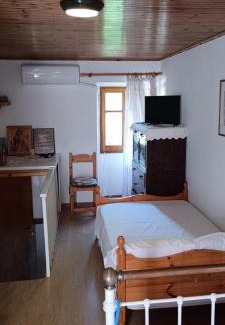 Kouramades Apartment | Athina Country House