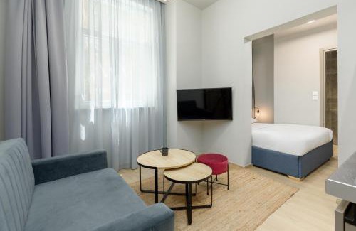 Thessaloniki City Centre Apartment | Aura F24 apartments by halu! - Vibrant Neighbourhood