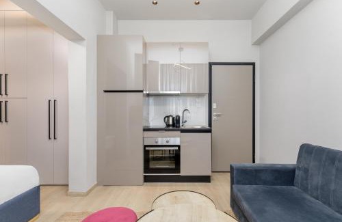 Thessaloniki City Centre Apartment | Aura F24 apartments by halu! - Vibrant Neighbourhood