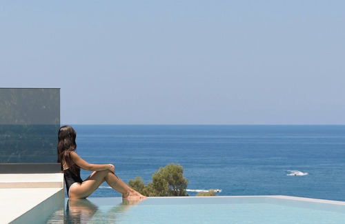 Panormos Villa | Ayeria Villa · Design Retreat by the Beach & Shops