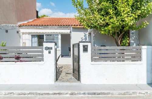 Nea Peramos House | Azure Nest
