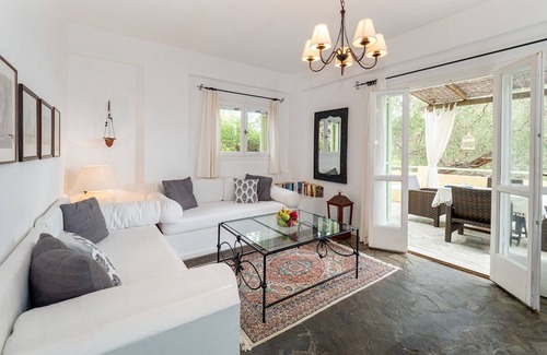 Gaios House | Bay View Jasmine Lower