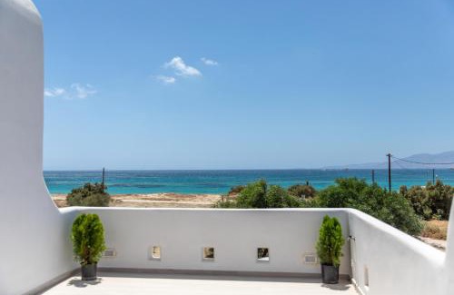 Plaka Apartment | Beachfront Private Suites at Kalais - Stunning Sea & Sunset Views, Bus Stop Outside, Easy Naxos Town Access, Free Beach Chairs