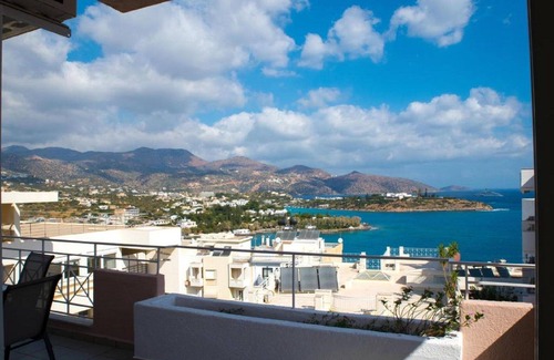 Agios Nikolaos House | Bellevue Suites - Deluxe One Bedroom Apartment with Sea View