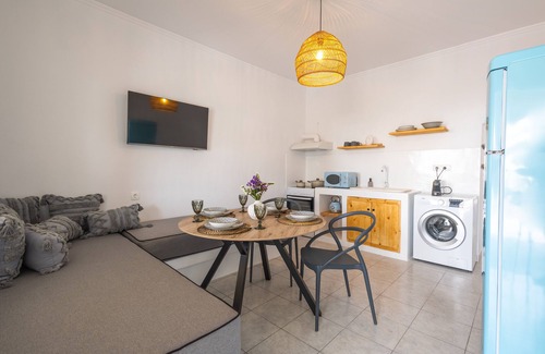 Karterados Villa | Black Rock villas