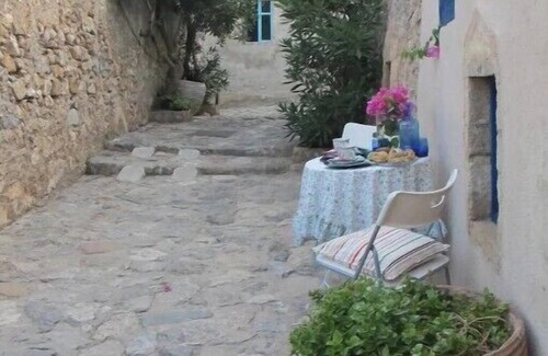 Monemvasia Apartment | Blue Door (in the castle of Monembasia)