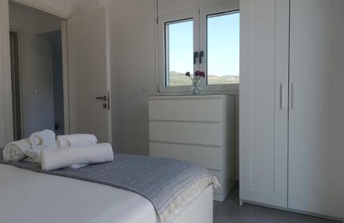 Neratzia Apartment | Blue & Green