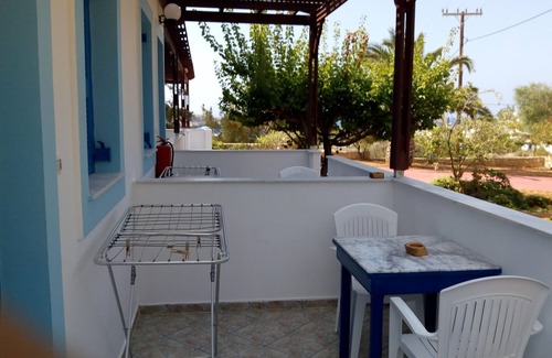 Lefkos Apartment | Blue Horizon Studios