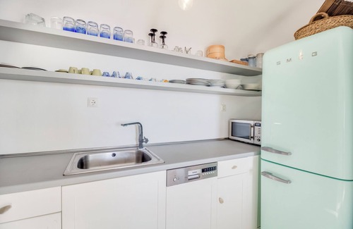 Faros Armenistis Apartment | Boutique Aquata suite with swimming pool