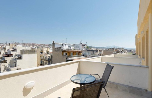 Thessaloniki City Centre Apartment | Caravanserai Studio 8