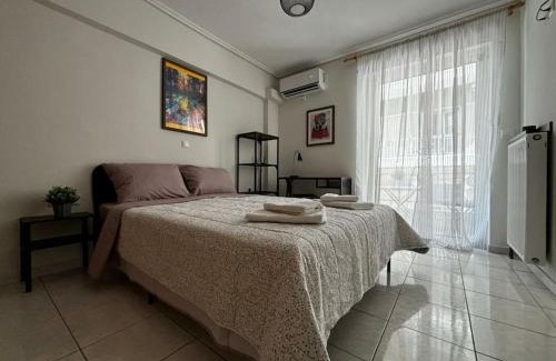 Dafni Apartment | Central Apartment 2' from Metro station