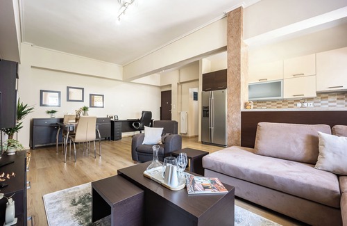 Athens City Centre Apartment | ChabbyNChill