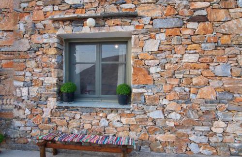 Herronisos House | Cheronissos View