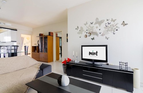 Athens Apartment | Comfy 2 bedroom apartment with balcony