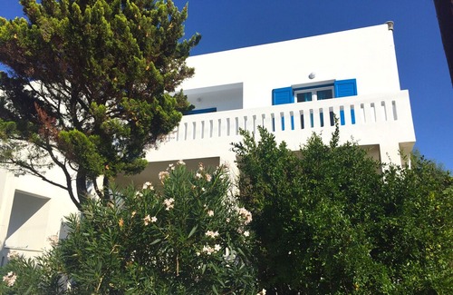 Paleopolis Apartment | Cozy & comfy Apt with Sea View in Chora Andros