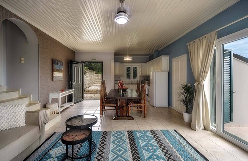 Koutsi Villa | Danai Villa - Three Bedroom Villa, Sleeps 6