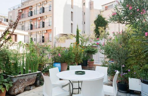 Psirri Apartment | Delightful 2 BEDR-2 BATH Apt with Access to Rooftop Garden - EP9U