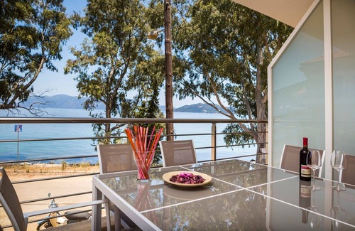 Karavomylos Villa | Deluxe Kefalonia Apartment | Apartment Lotos | 3 Bedroom | Sea View |.