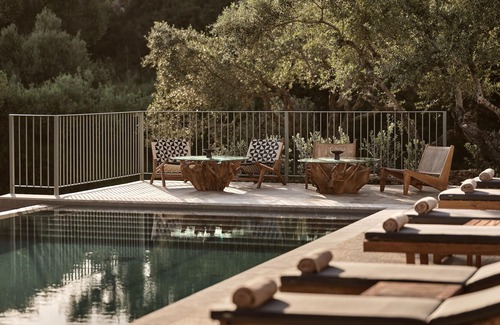 Tsilivi Villa | DiLa Grand Villa, a 5acres Secluded Sanctuary with Private Pool