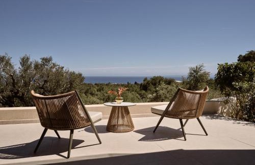 Tsilivi Villa | DiLa Grand Villa, a 5acres Secluded Sanctuary with Pool, By ThinkVilla