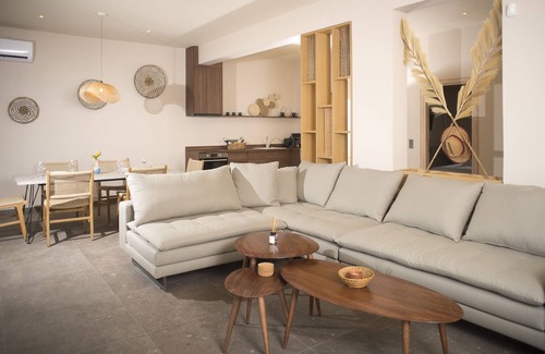 Akovitika Villa | Elaia Grove