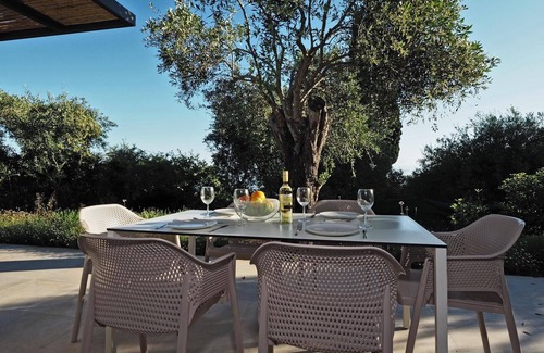 Agia Pelagia Chlomou Villa | Elaia - Two Bedroom Villa, Sleeps 4